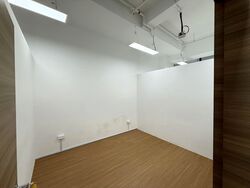 Woods Square (D25), Office #553302561